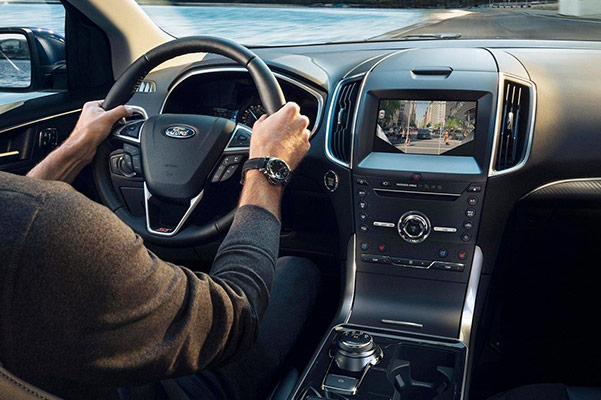 2019 Ford Edge Interior & Technology