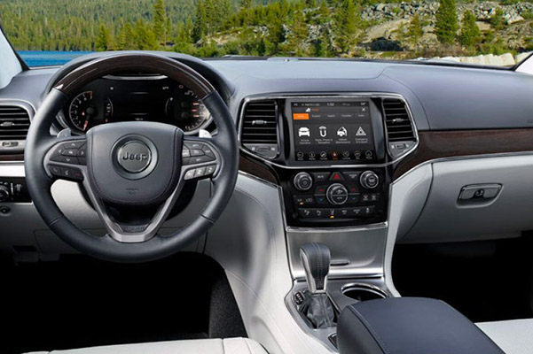 2019 Jeep Grand Cherokee Interior