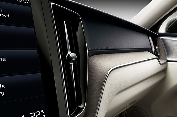 2019 Volvo XC60 Interior Features