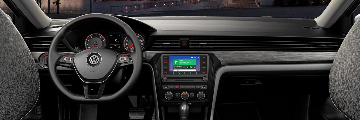 2020 Volkswagen Passat interior