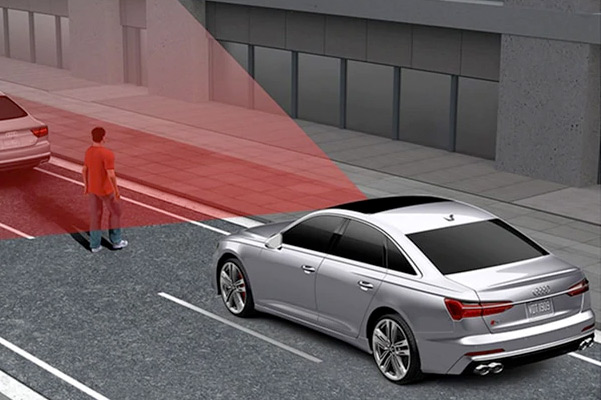 Demonstration of the Audi pre sense® basic and front in the A6 Sedan.