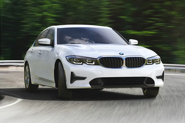 BMW hybrid sedan with impressive performance and freedom from range anxiety