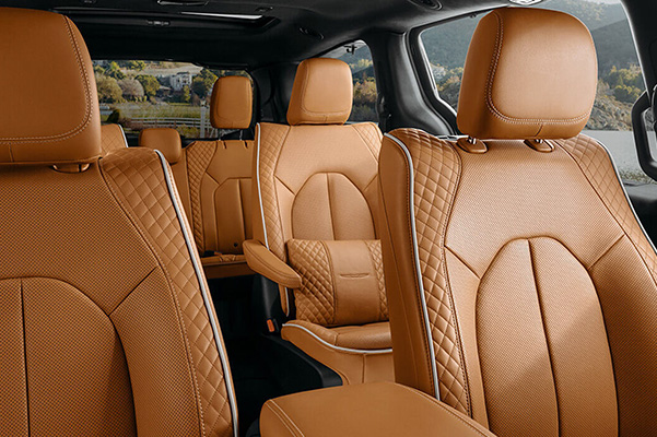 2021 Chrysler Pacifica interior seating