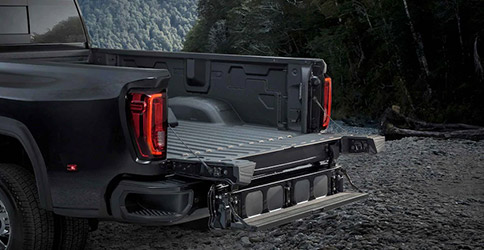 2021 GMC Sierra 2500HD multi-function tailgate