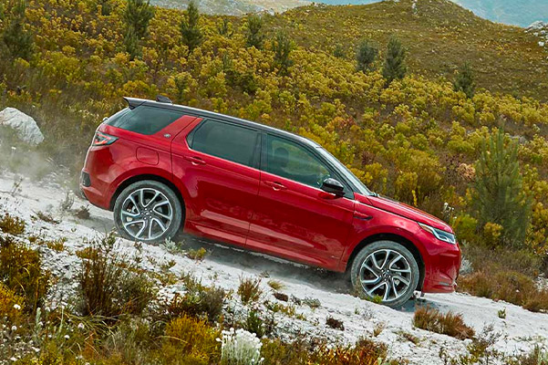 2021 Land Rover Discovery Sport driving downhill while off roading