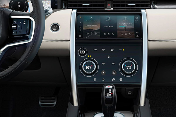 Touchscreen navigation and dual temperature controls in the 2021 Land Rover Discovery Sport