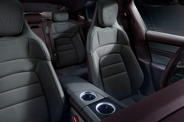 Interior shot of the seating in a 2021 Porsche Taycan