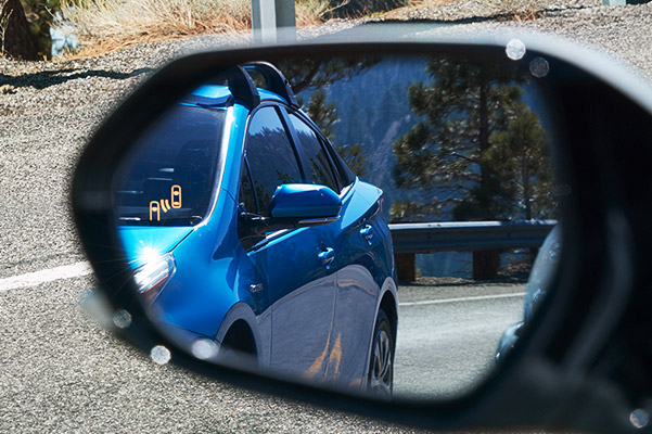 Blind Spot sensor on side mirror shown