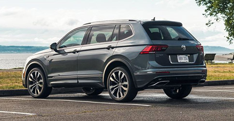 2021 Volkswagen Tiguan parked