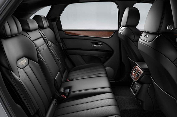 leather seats shown in a 2022 Bentley Bentayga