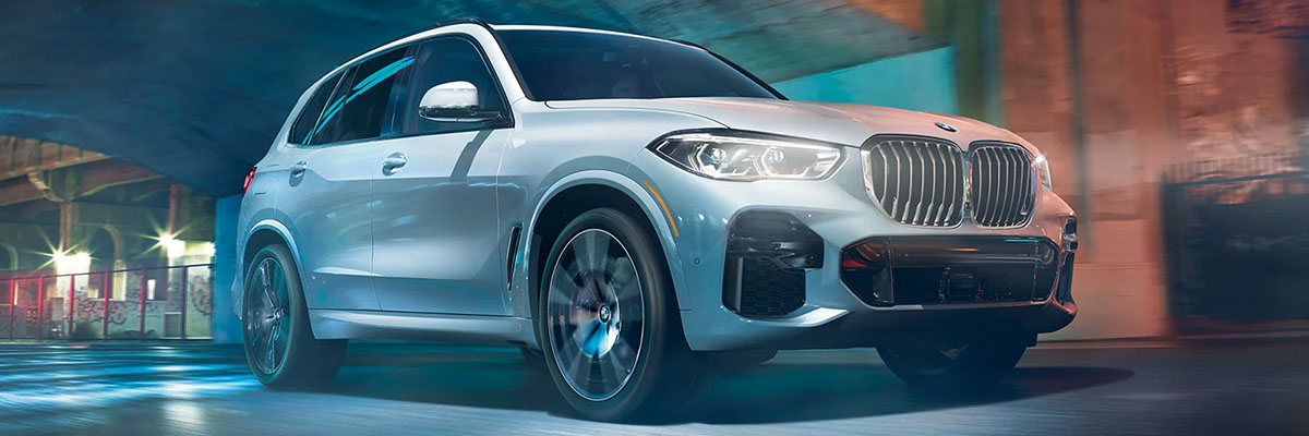 Experience the 2022 BMW X5 in Houston Today!