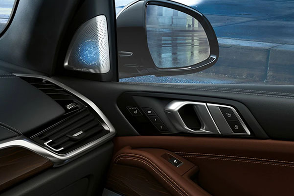 Attention to detailed craftsmanship is everywhere in the 2022 BMW X5, from the interior trim and upholstery to the advanced available sound systems.
