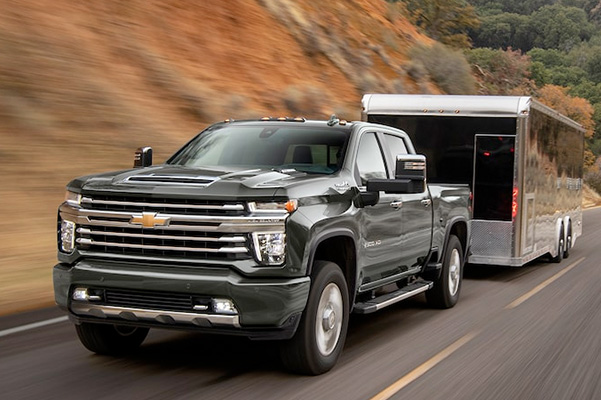 2022 Chevy Silverado HD Truck: Towing