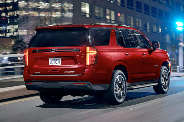 2022 Chevrolet Tahoe Full-Size SUV Exterior Rear View Driving
