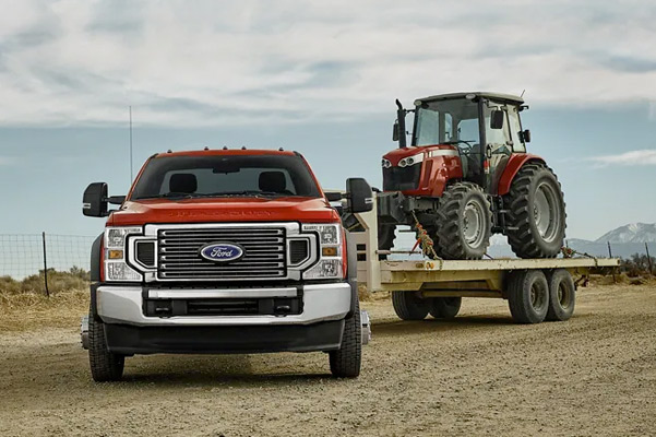 Ford Super Duty towing tractor