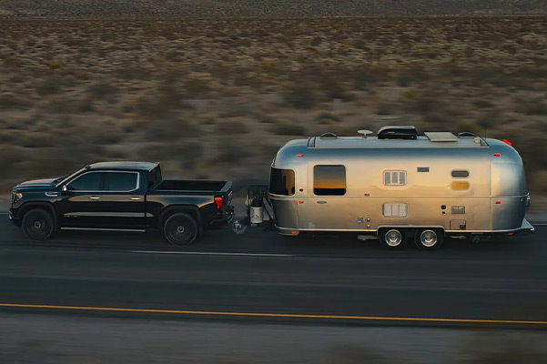 2022 GMC Sierra Pickup Truck: Handsfree Towing 