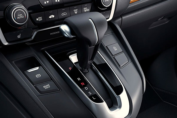 2022 Honda CR-V shifter and center console