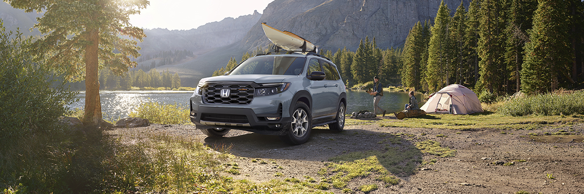 TrailSport with AWD shown in Sonic Gray Pearl* with Honda Genuine Accessories. With a wide range of Honda Genuine Accessories for rooftop cargo,* the Passport can be outfitted to meet your needs, no matter where you’re going.
