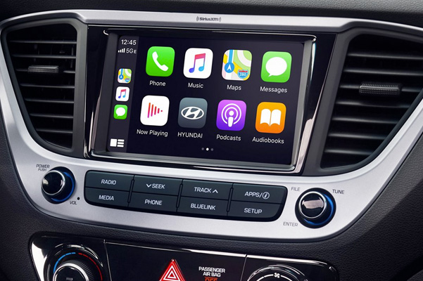 2022 Hyundai Accent display