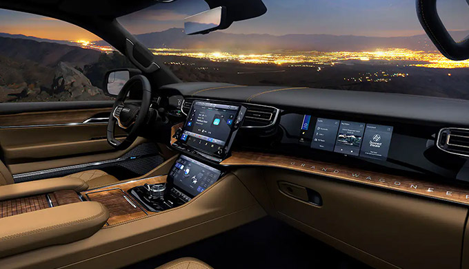 2022 Jeep Grand Wagoneer interior technology