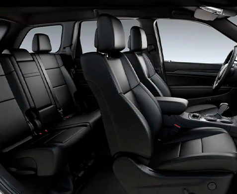 2022 Grand Cherokee WK interior seating.