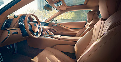 2022 Lexus LC Front seats