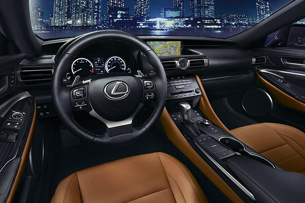 2022 Lexus RC interior dashboard