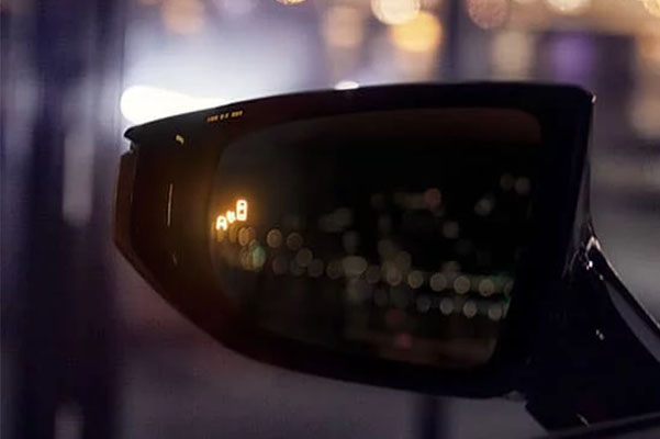2022 Lexus UX blind spot assist