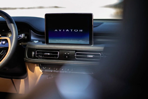Shot of 2022 Lincoln Aviator Grand Touring 10.1-inch LCD display