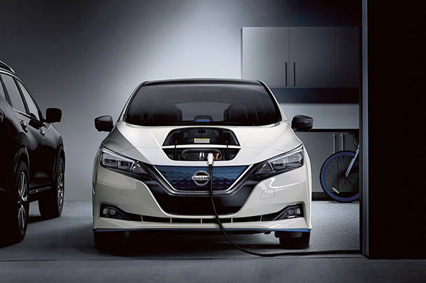 2022 Nissan LEAF charging at home