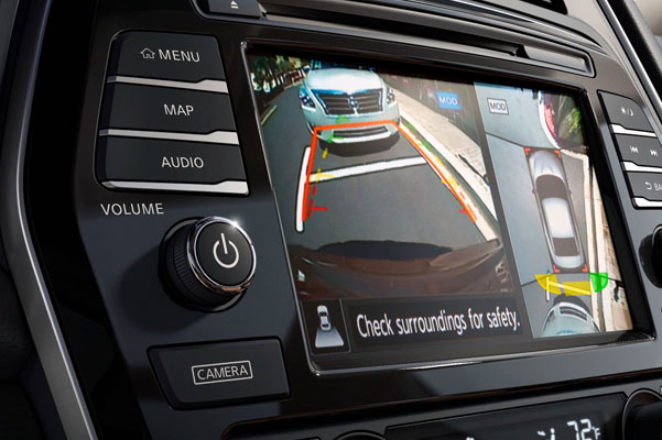 2022 Nissan Maxima camera safety features
