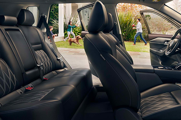 2022 Nissan Rogue interior seating