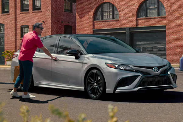 2022 Toyota Camry Hybrid front view