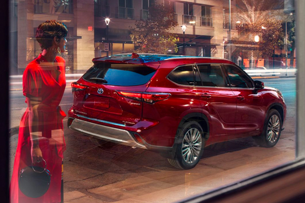 Hybrid Platinum AWD shown in Ruby Flare Pearl. Prototype shown with options.
