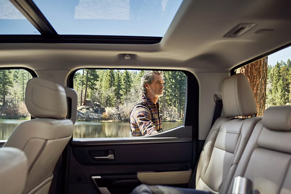 2022 toyota tundra interior