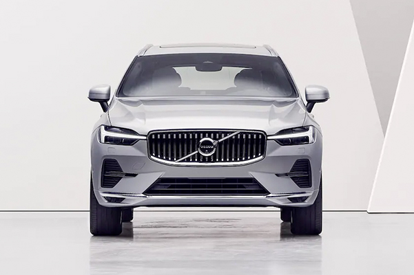 New XC60 front view