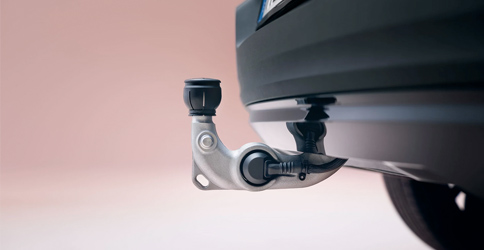 Retractable tow-bar on the 2022 Volvo XC40 Recharge