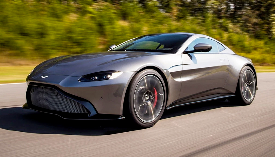 2023 Aston Martin Vantage font view in motion