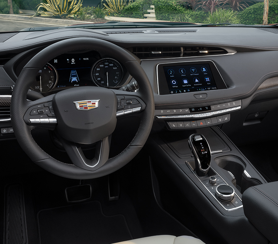 Interior Front Dashboard Inside the Cadillac XT4