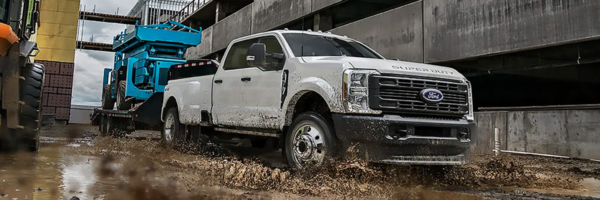 Ford Super Duty pulling trailer