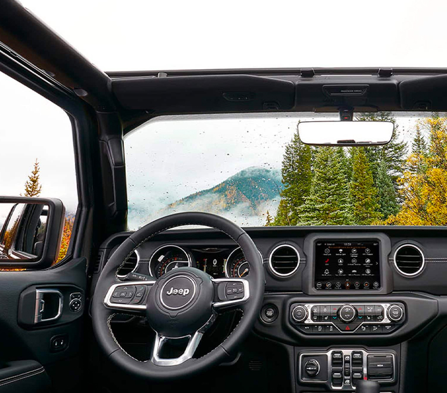 Multiple top options on the Jeep - Wrangler offers a variety of ways to experience the rush of open-air freedom.