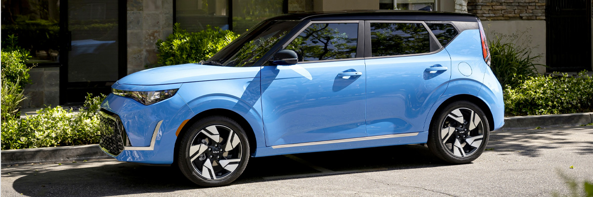 2023 Kia Soul Parked On The Side Of An Urban Street Side View