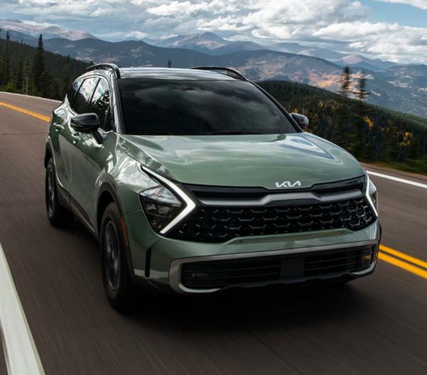 Front view of the 2023 Kia Sportage in action