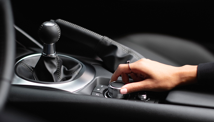 2023 Mazda MX-5 Miata interior shifting