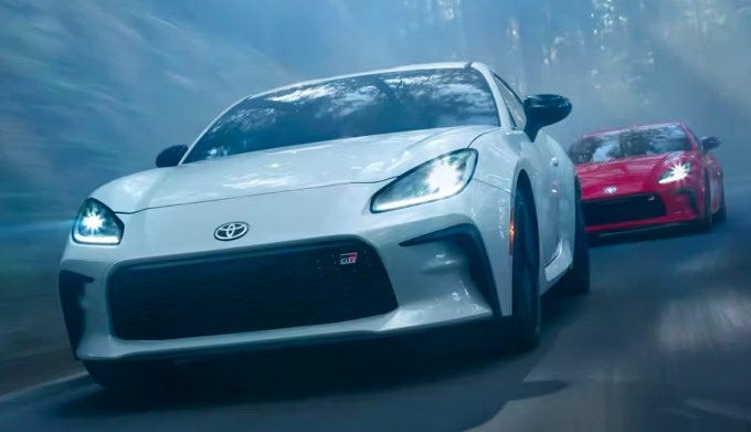GR86 Premium shown in both Halo and Track bRED. Prototypes shown.