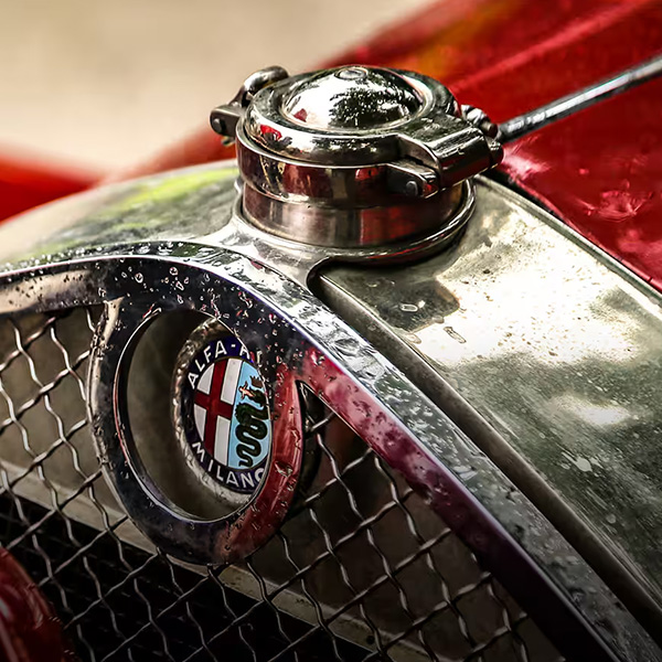 vintage alfa romeo logo