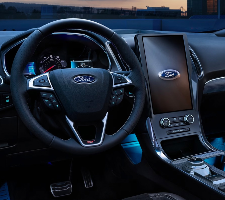 2024 Ford Edge® interior