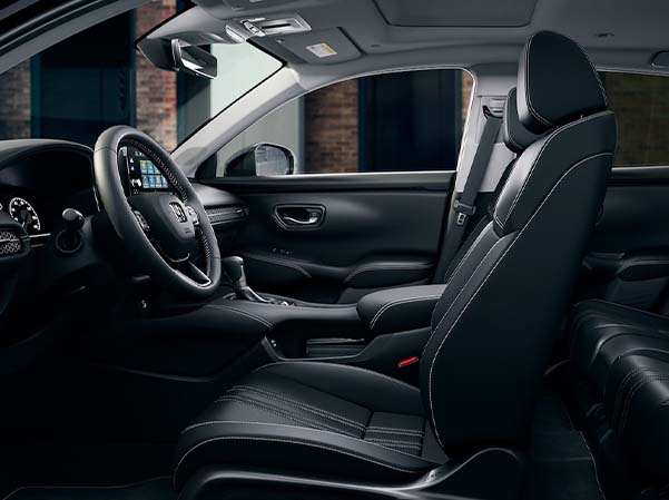 Interior view of the 2024 Honda HR-V driver and passenger seats