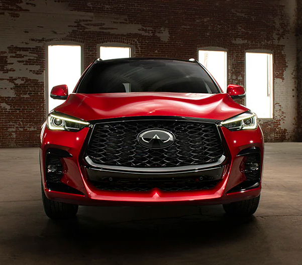 Front profile view of the 2024 INFINITI QX50's exterior design