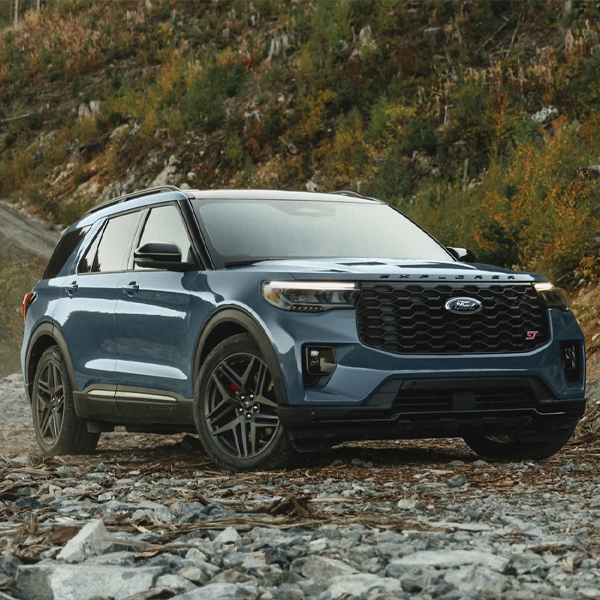 2025 Ford Explorer parked on rocks